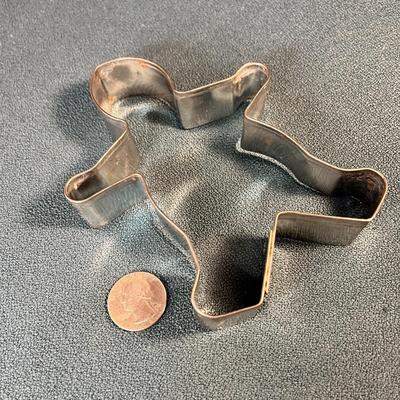 VINTAGE 5" METAL GINGERBREAD BOY COOKIE CUTTER