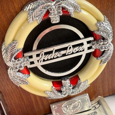 FUN TABLE TOP JUKE BOX RADIO  LIGHTS UP!  