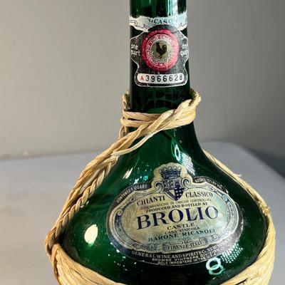 CHIANTI WINE BOTTLE WITH RUSH WRAPPING AND FANCY LABELS