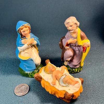 VINTAGE CERAMIC HOLY FAMILY NATIVITY FIGURINE SET  MADE IN ITALY