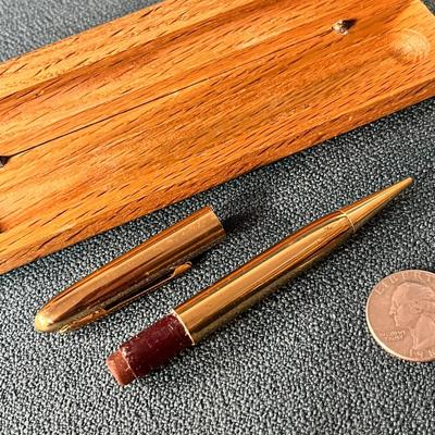 VINTAGE NIDORGRAPH U.S.A. GOLDTONE MECHANICAL PENCIL IN WOOD CASE