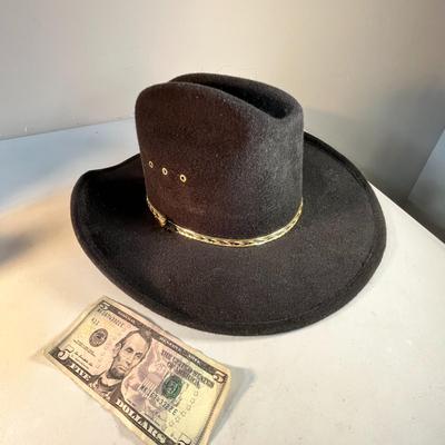 BLACK FELT COWBOY HAT WITH BLACK & GOLD BAND  SIZE 7-1/4  MADE IN MEXICO