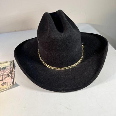 BLACK FELT COWBOY HAT WITH BLACK & GOLD BAND  SIZE 7-1/4  MADE IN MEXICO