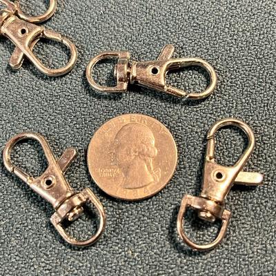 PACKAGE OF 40 METAL SWIVEL CLASP HOOKS NEW IN PACKAGE