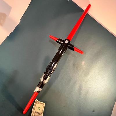 RED STAR WARS LIGHT SABER- MAKES SOUND, LIGHTS UP
