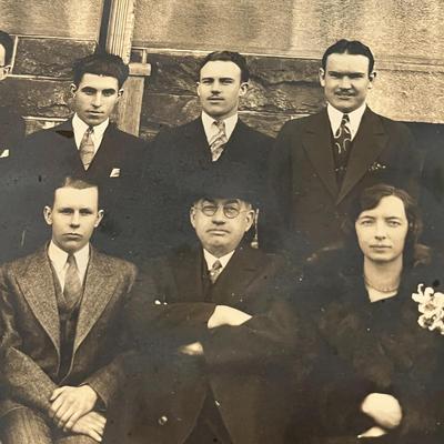 8" x 10" SEPIA TONE PHOTO CIRCA 1930's "THE GRADUATING CLASS?" 