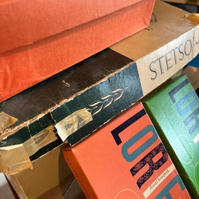 Big lot of vintage boxes