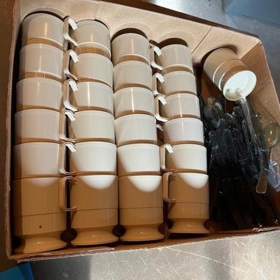 Box of plastic cups & flatware