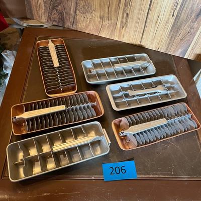 Awesome vintage ice cube trays