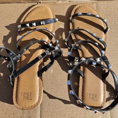 Women's shoes