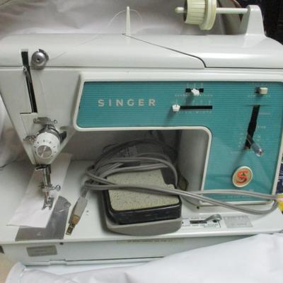 Singer Touch & Sew Deluxe Zig Zag Model 628 - B