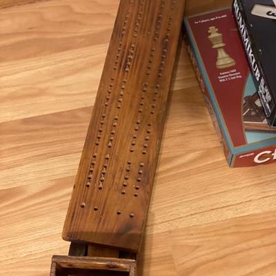 Semi truck cribbage board and games