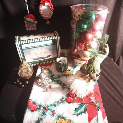 ELEVEN PIECE NATIVITY SET WITH WOOD BASE-ORNAMENTS-HOLIDAY LINEN AND MORE