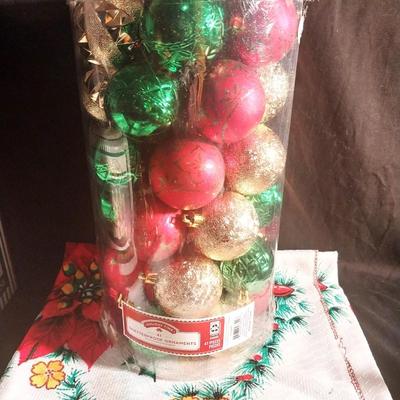 ELEVEN PIECE NATIVITY SET WITH WOOD BASE-ORNAMENTS-HOLIDAY LINEN AND MORE
