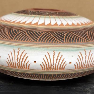 Navajo pancake pot