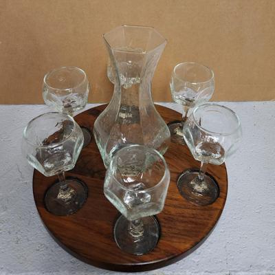 Vintage wine set with holder