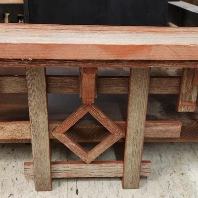 Lot of 4 wall shelves