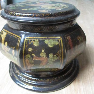 Vintage Lacquered Chinese Box - C