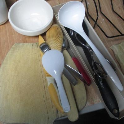 Kitchen Accessories - C (see all photos)
