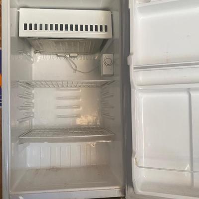 Magic Chef Mini Refrigerator
