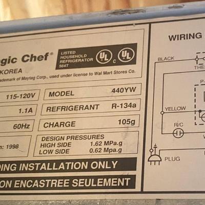 Magic Chef Mini Refrigerator