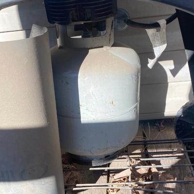Weber Gas Grill with Bottle