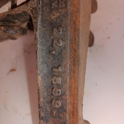 Antique E.C. Stearns Saw Blade Sharpening vice pat'd Aug 22, 1899