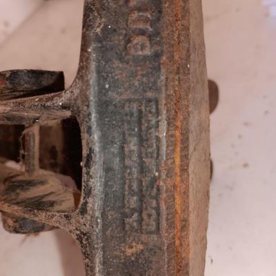 Antique E.C. Stearns Saw Blade Sharpening vice pat'd Aug 22, 1899