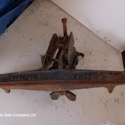 Antique E.C. Stearns Saw Blade Sharpening vice pat'd Aug 22, 1899