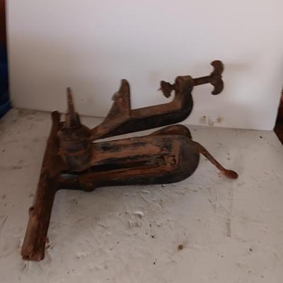 Antique E.C. Stearns Saw Blade Sharpening vice pat'd Aug 22, 1899