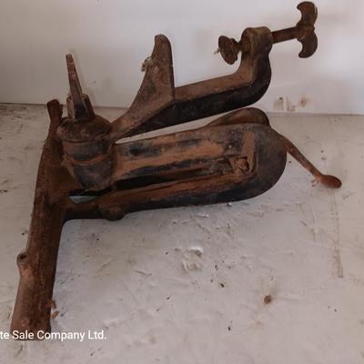 Antique E.C. Stearns Saw Blade Sharpening vice pat'd Aug 22, 1899