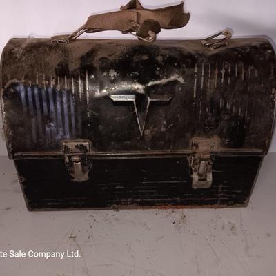 Vintage metal lunchbox - copper candle holder and a oil lantern without the globe