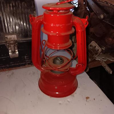 Vintage metal lunchbox - copper candle holder and a oil lantern without the globe