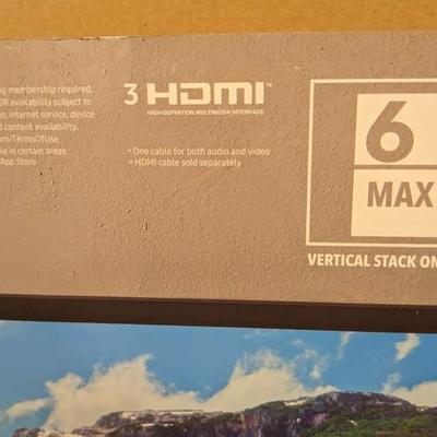 Samsung 43" UHD Smart TV