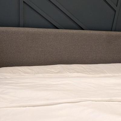 King Size Bed and Linen Frame