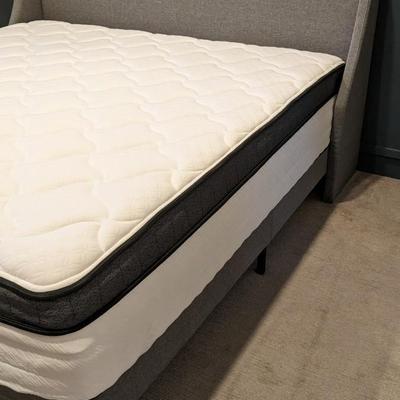King Size Bed and Linen Frame