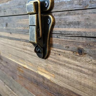 Raw Wood Storage Chests
