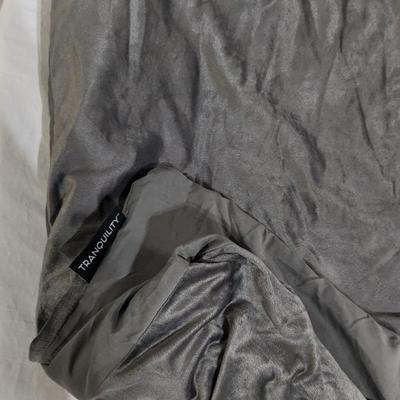 FOM Meditation Chair and Tranquility Weighted Blanket