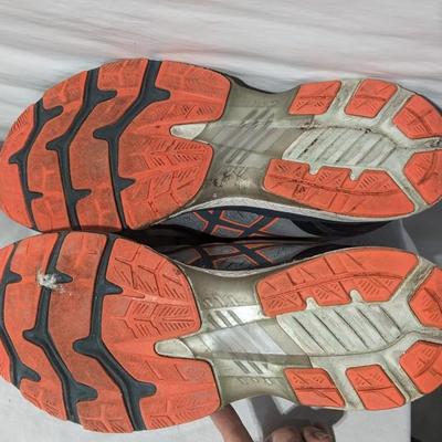 Men's Shoe Assortment