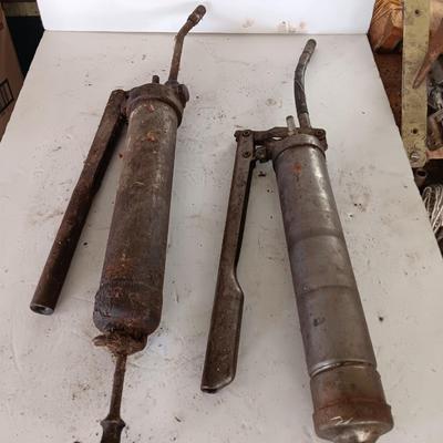 Two grease guns - Varcon