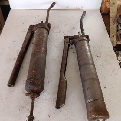 Two grease guns - Varcon