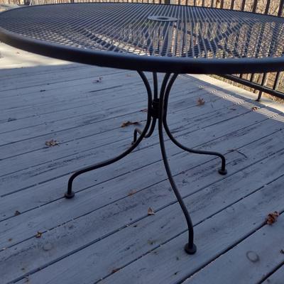 Wrought Metal Mesh Top Round Patio Table with Umbrella Center Slot