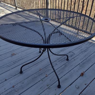 Wrought Metal Mesh Top Round Patio Table with Umbrella Center Slot