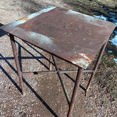 Steel welding table / work bench