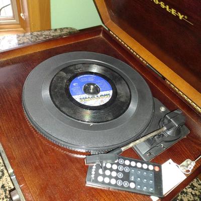 Crosley Reproduction Radio CD Player and Turntable Model CR24
