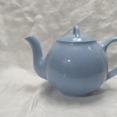 1930s Cornflower Blue Lipton Teapot