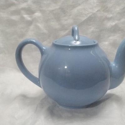 1930s Cornflower Blue Lipton Teapot