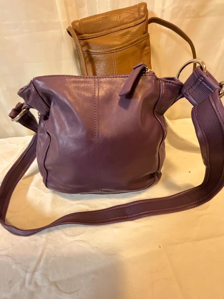 🖤🖤 Black pebbled leather Tignanello crossbody purse.... - Depop