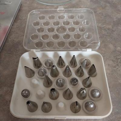PYREX BAKING DISHES AND CAKE DECORATING SUPPLIES