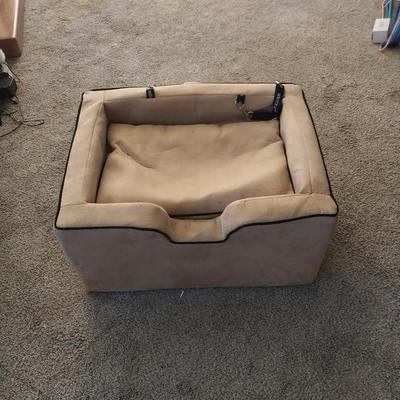 PET CARSEAT/BED/RISER